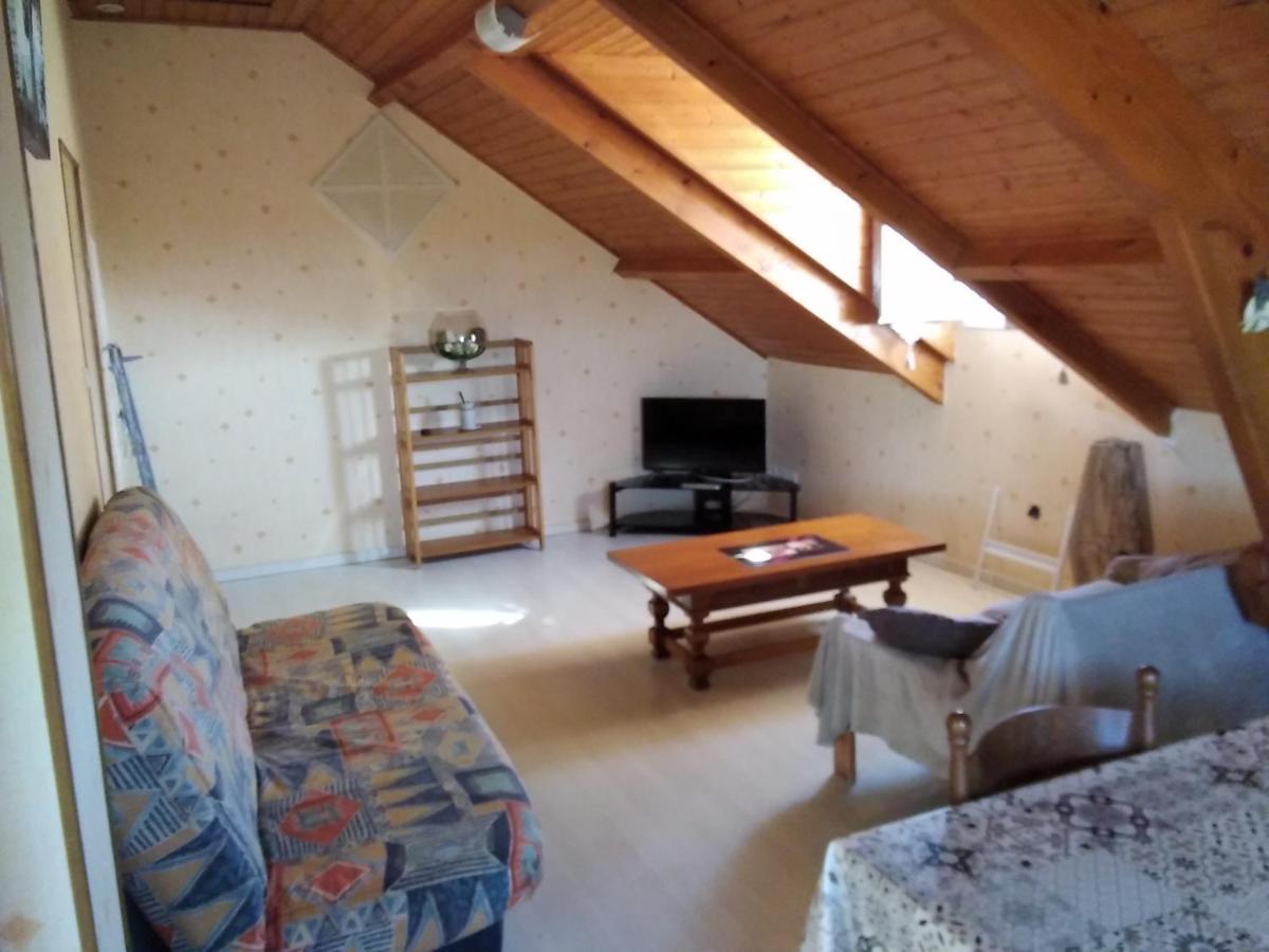 Appartement Calme En Pleine Campagne Malaussanne Εξωτερικό φωτογραφία